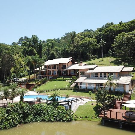 Village Du Lac Hotel بوميرودي المظهر الخارجي الصورة